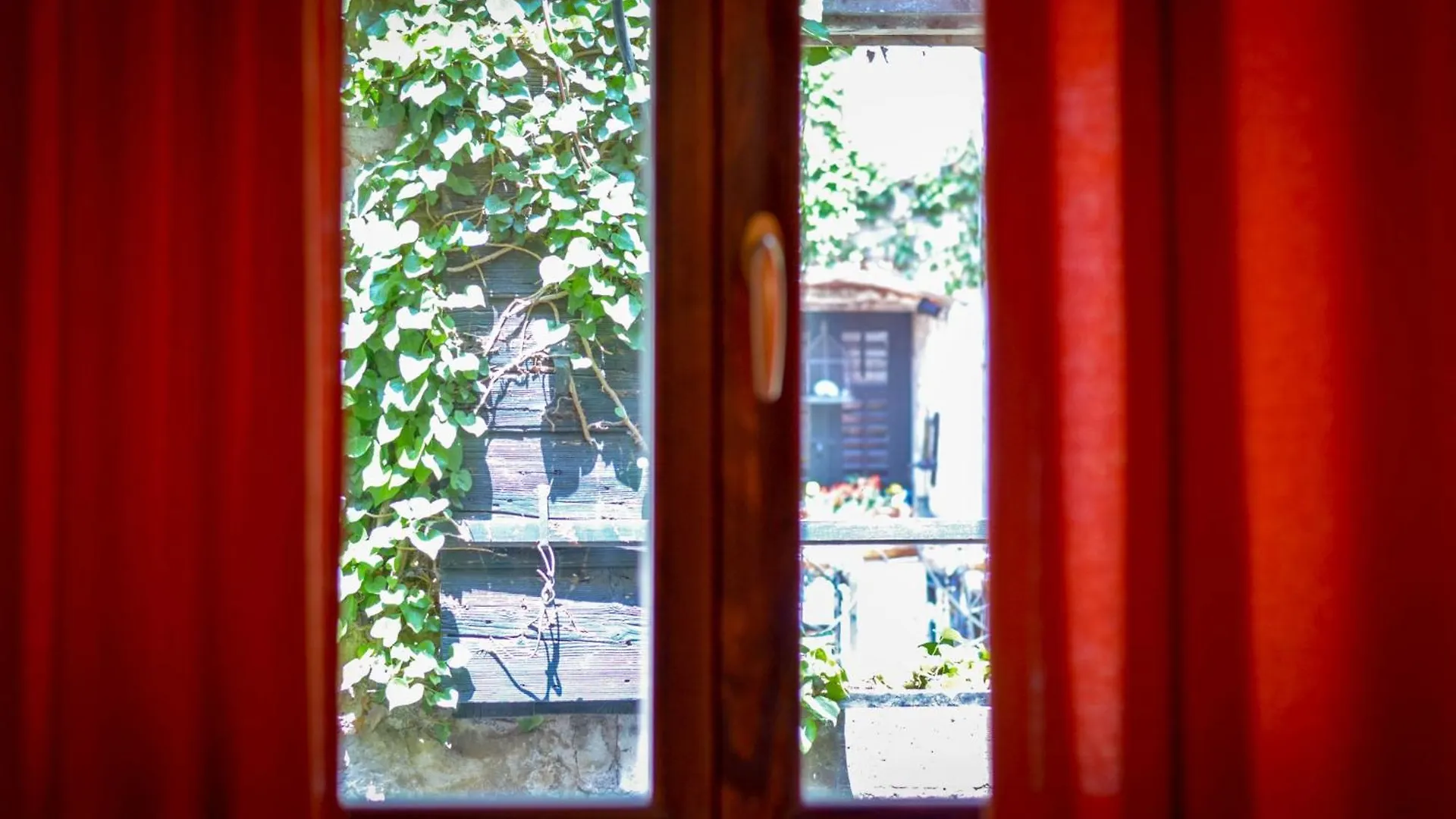 Apartments & Rooms Tiramola - Old Town Trogir Pensjonat