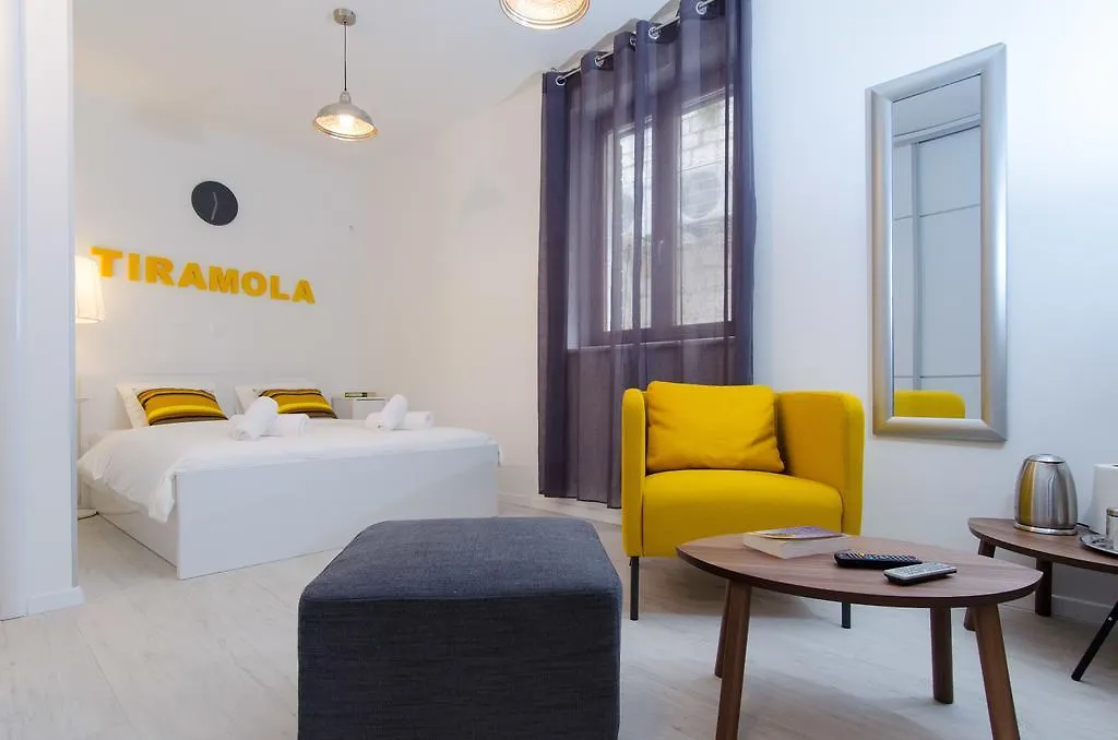 Konukevi Apartments & Rooms Tiramola - Old Town Trogir